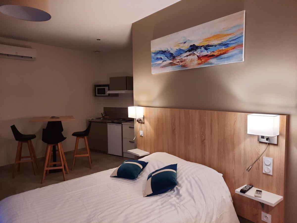 Le Logis De Berianne Aparthotel Les Tourrettes Eksteriør bilde